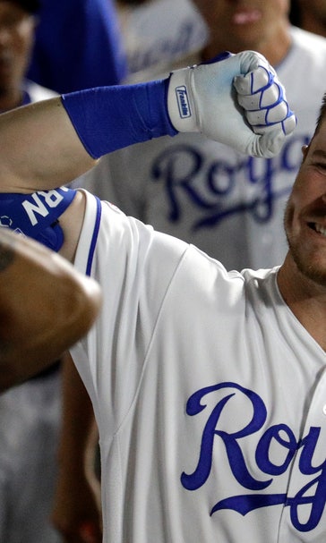 Soler, Cuthbert help rally Royals to 3-2 win over Tigers